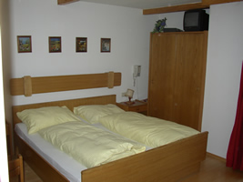 Familienzimmer mit Kochm�glichkeit in der Etage